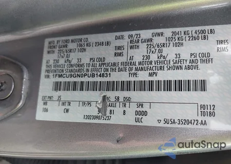 2023 Ford Escape Active z USA, uszkodzony, nr VIN 1FMCU9GN0PUB14831